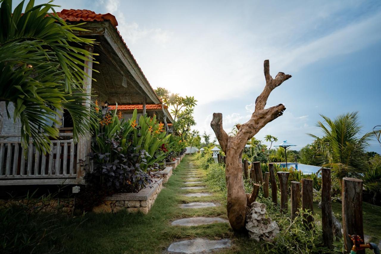 Gara Gara Sea View Hotel Batununggul Exterior foto