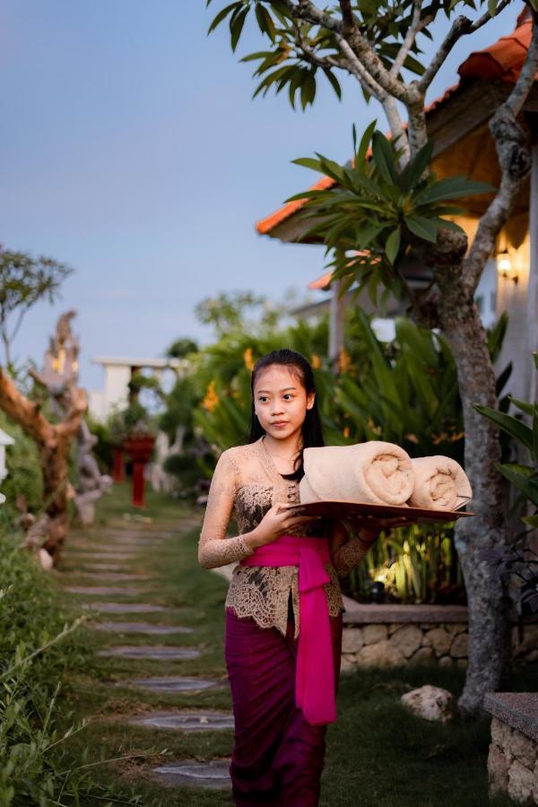 Gara Gara Sea View Hotel Batununggul Exterior foto